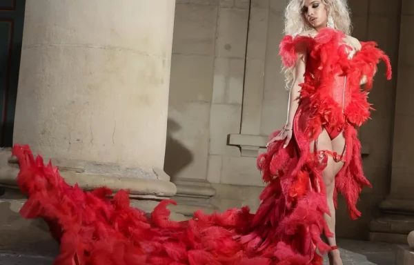Drag Queen La Tesoro
